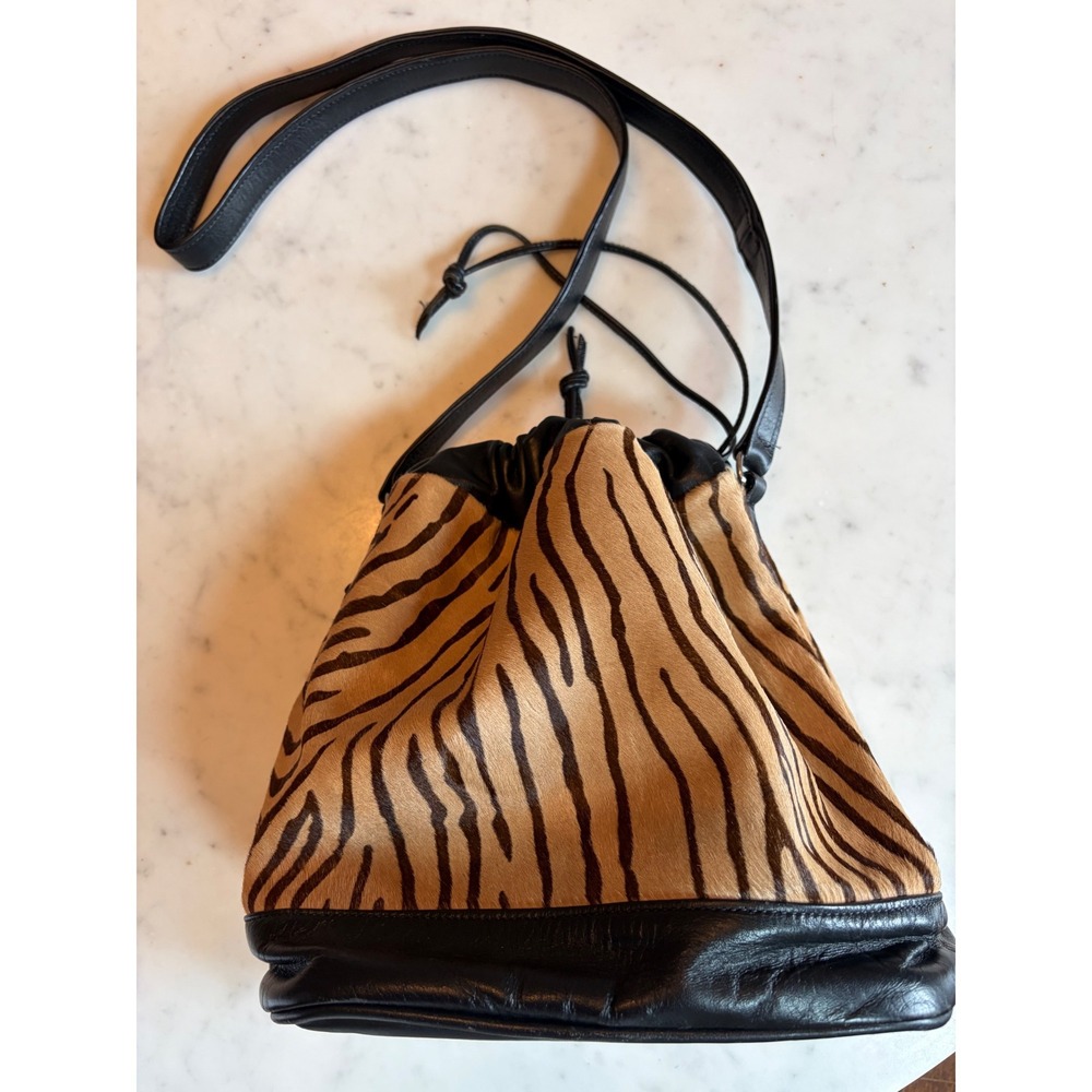 The Elephant Walk Dallas Collectible Zebra Calf Hair Leather Bucket Bag Vintage - Picture 4 of 16